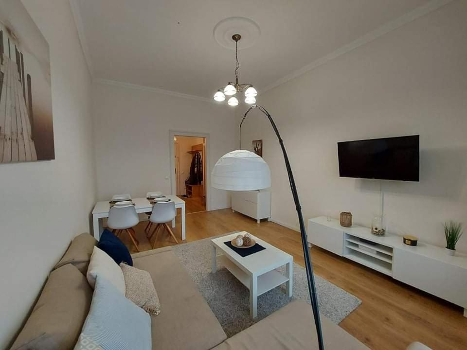 Alfoeldi Palace Apartman デブレツェン エクステリア 写真