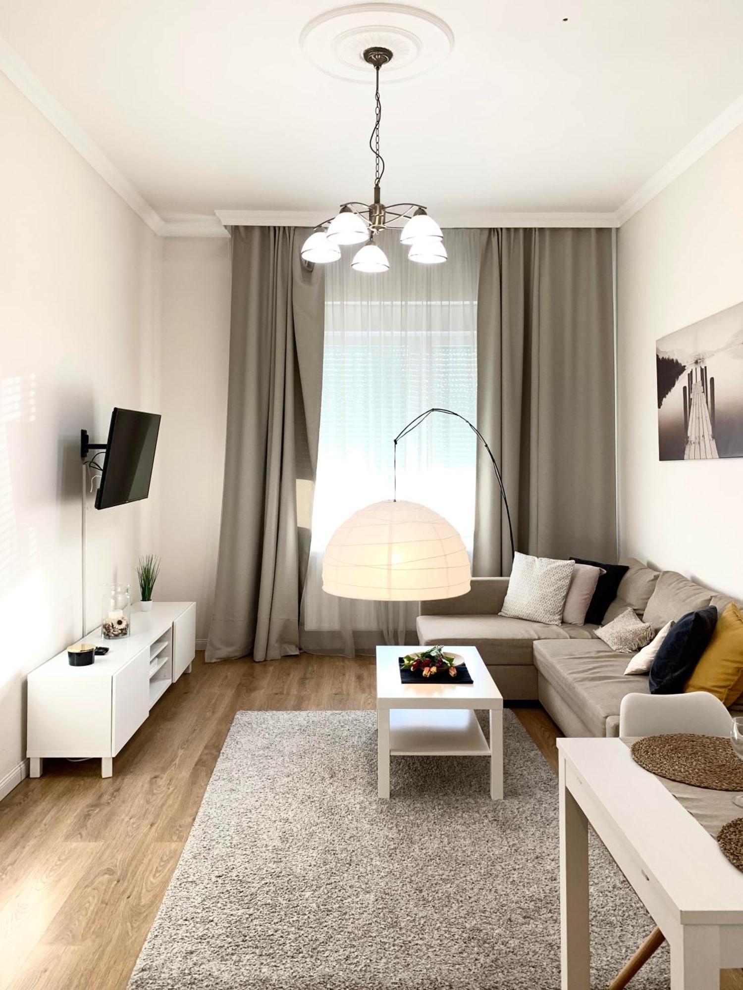 Alfoeldi Palace Apartman デブレツェン エクステリア 写真